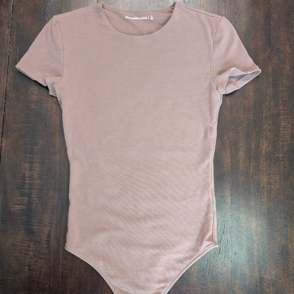 Abercrombie & Fitch Short Sleeve Bodysuit – Size Small